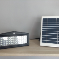 Refletor 1000 lumens com sensor de presença