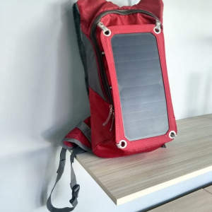 Mochila de hidratação solar 